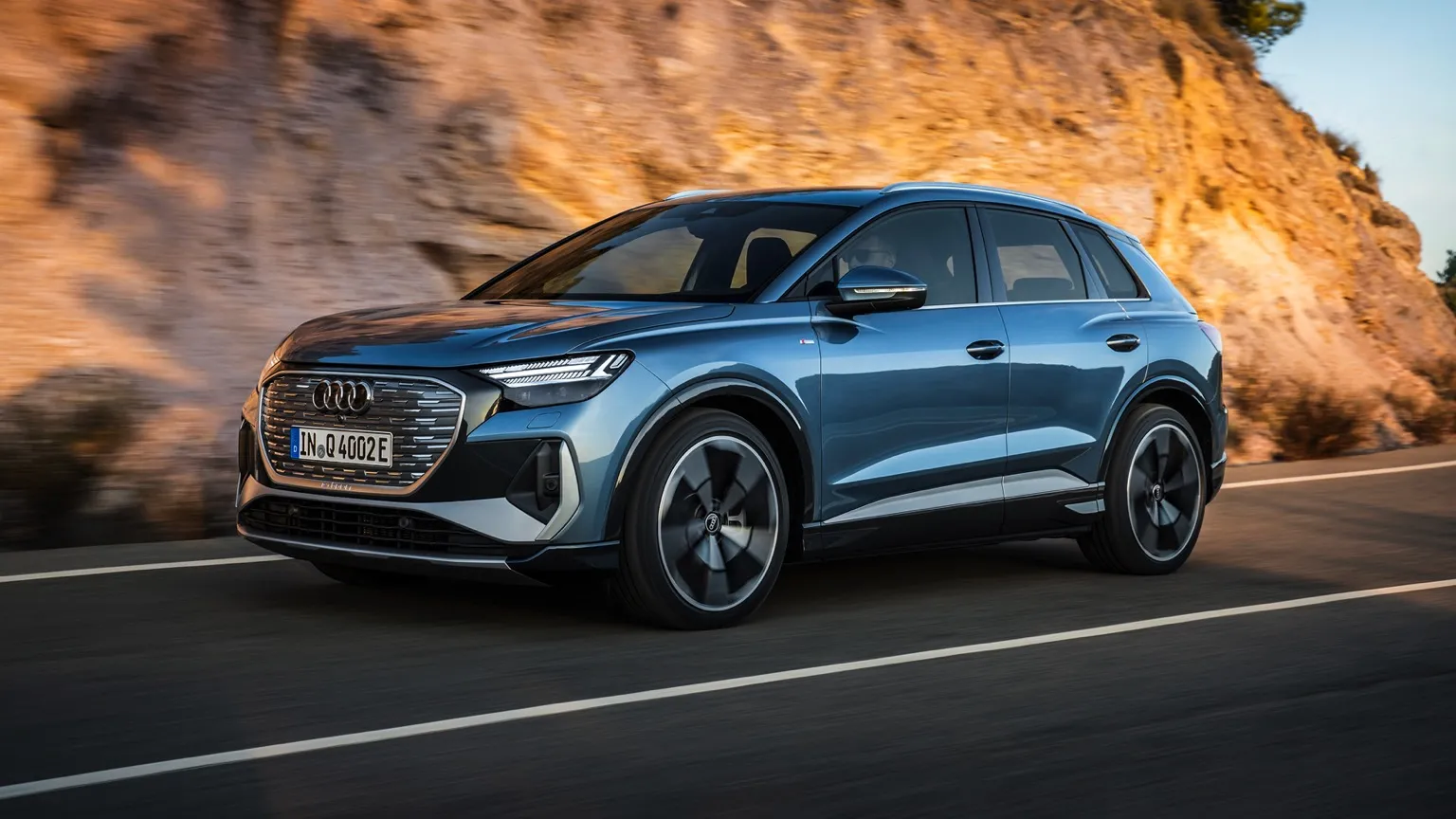 Auto Audi Q4 e-tron 45 (MY24-26)