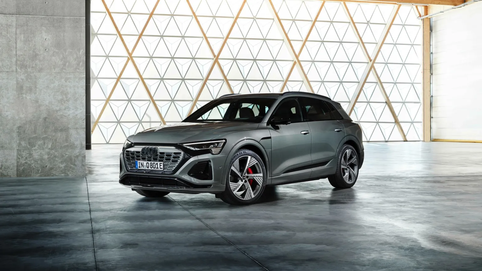 Auto Audi Q8 e-tron 50 quattro