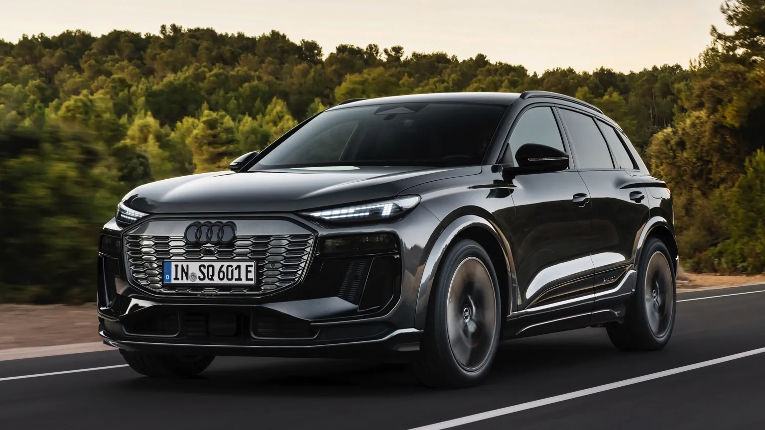 Auto Audi SQ6 e-tron 