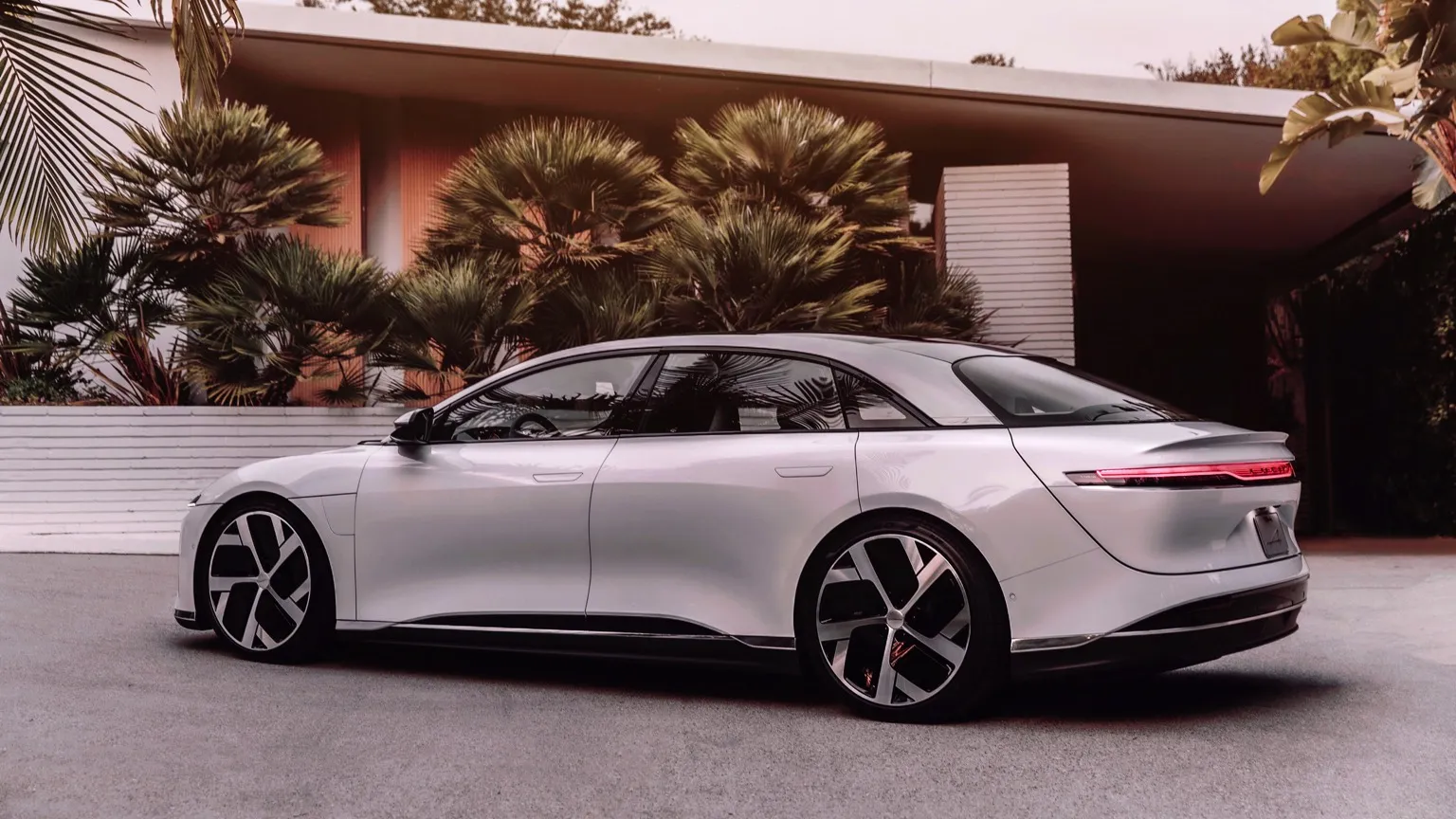 Auto Lucid Air Pure RWD