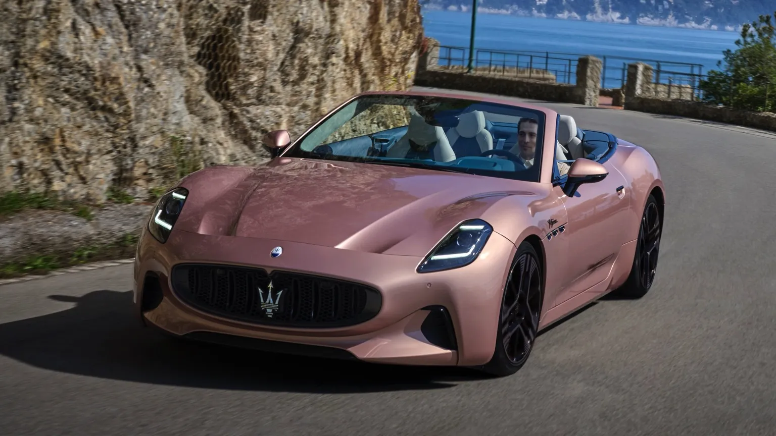 Auto Maserati GranCabrio Folgore