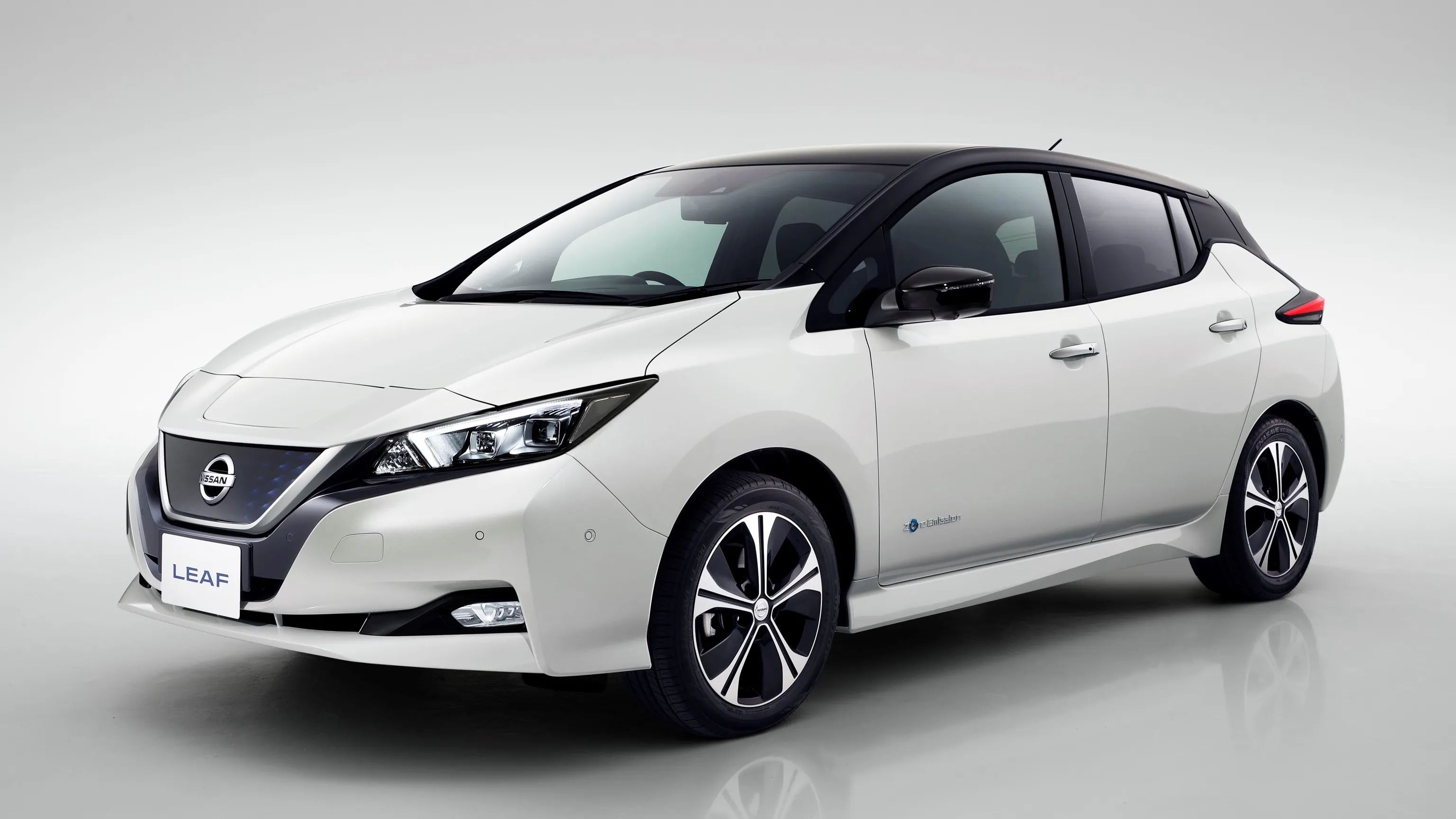 Auto Nissan LEAF 40 kWh (MY18-22)