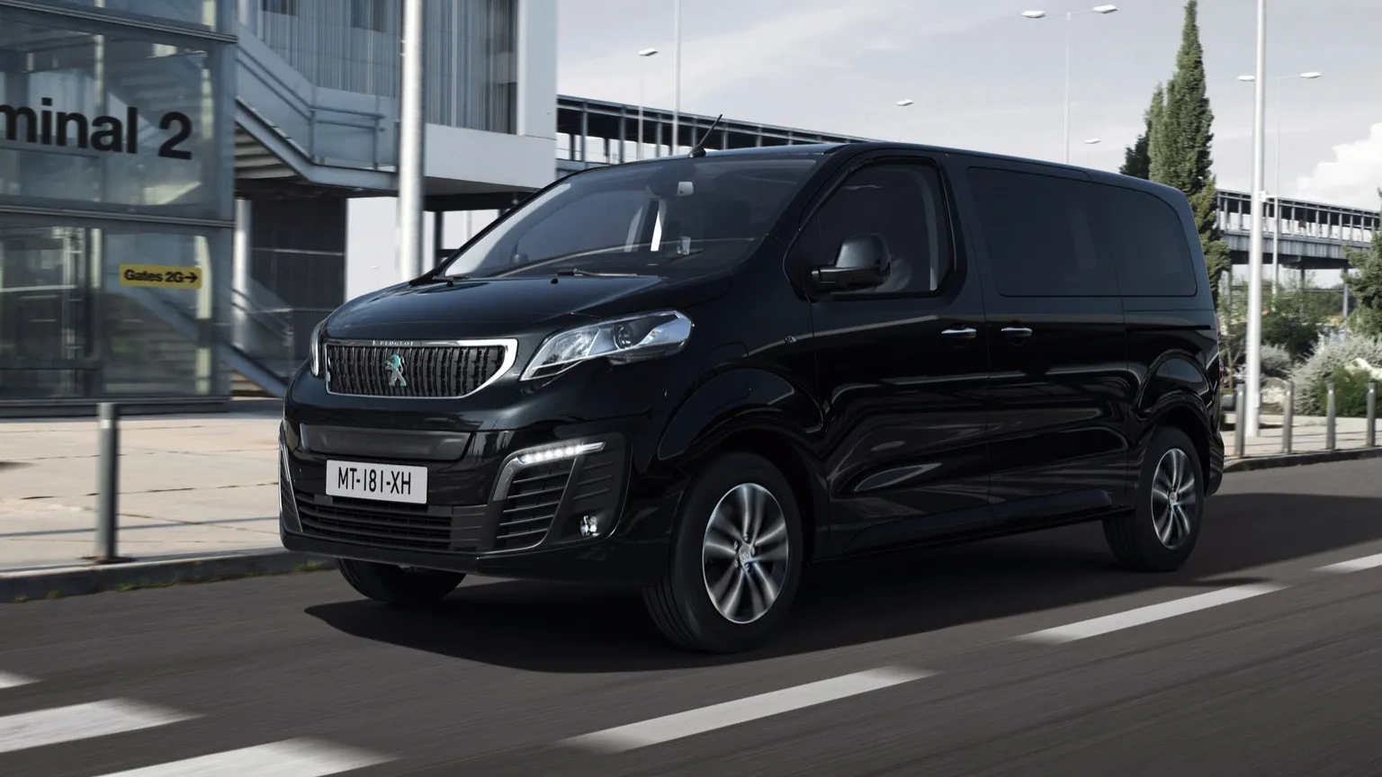 Auto Peugeot e-Expert Combi Long 50 kWh