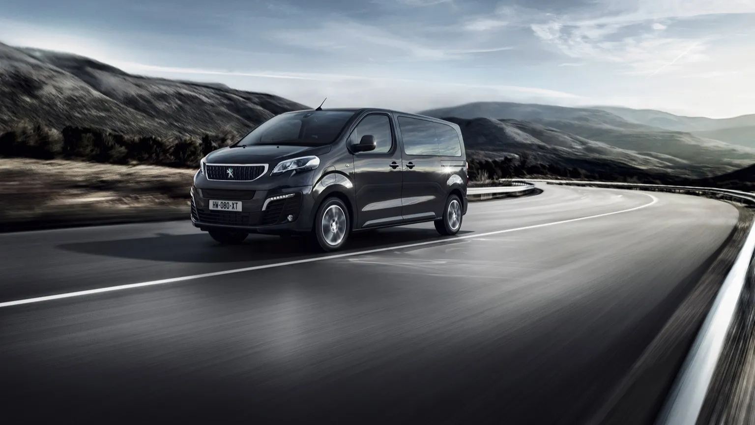 Auto Peugeot e-Expert Combi Long 75 kWh