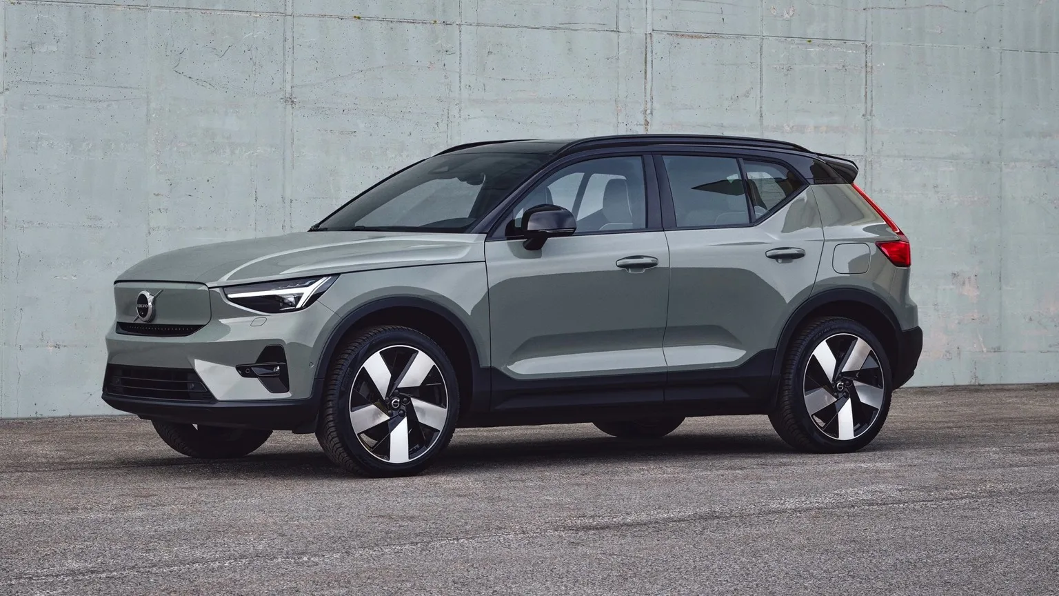 Auto Volvo XC40 Recharge Single Motor